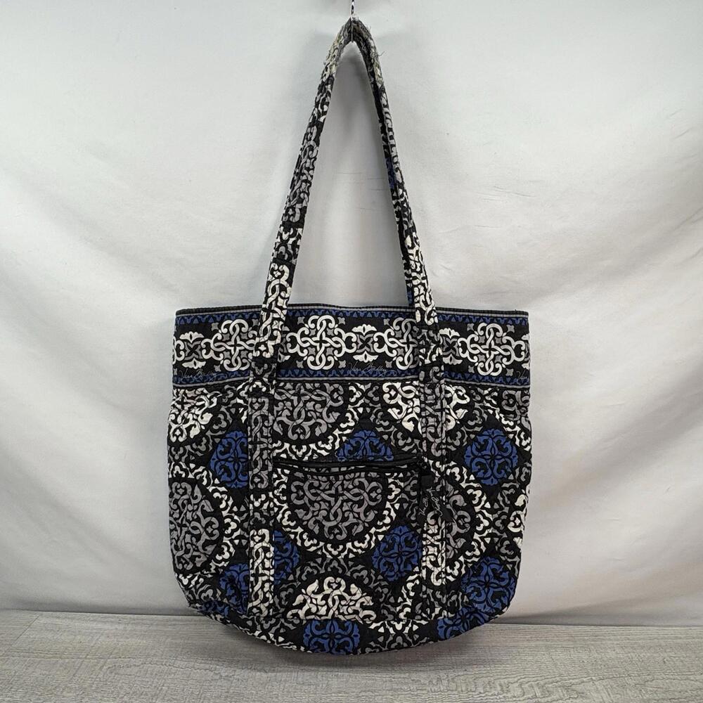 Vera Bradley Quilted Medallion Tote - Blue & Grey "Blue Bayou" - Picture 2 of 14